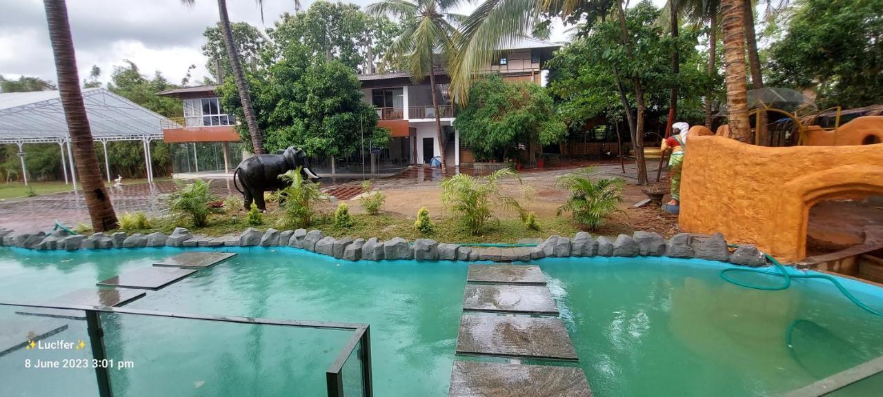 Udaya Resort Палаккад Екстер'єр фото
