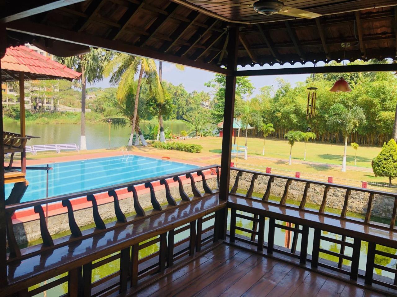 Udaya Resort Палаккад Екстер'єр фото