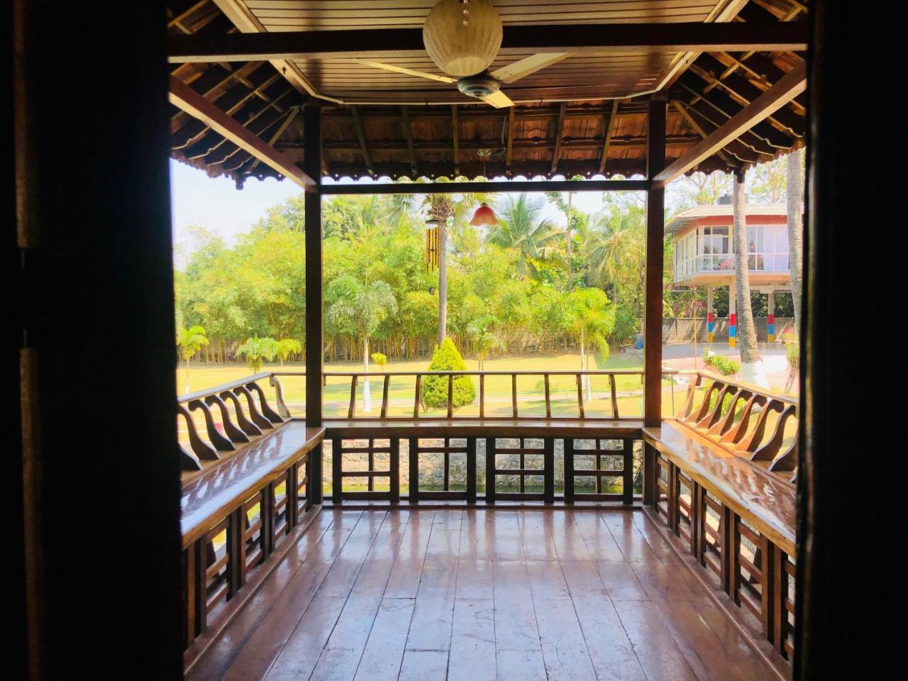Udaya Resort Палаккад Екстер'єр фото